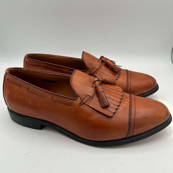 Allen Edmonds Dalton Men Size 10.5 3E Wide Walnut Tan Tassel Loafers Shoes USA